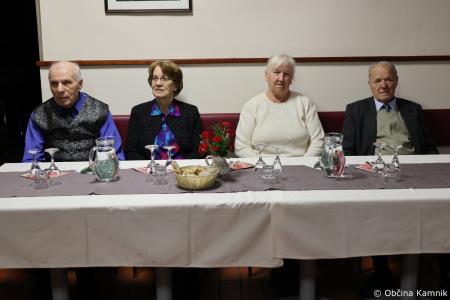 Slavnostna podelitev priznanj in cvetja diamantnim in zlatim parom  (1)